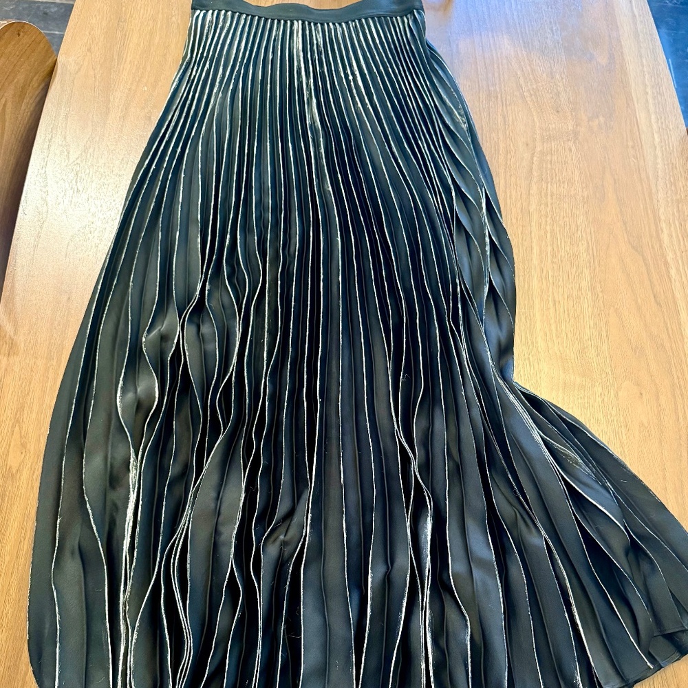 Bailey 44 Pleated Maxi Skirt Size small
